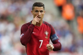 开yun官网-世界杯中国队迎战 球迷热议再掀高潮，世界杯中国队迎战 球迷热议再掀高潮视频